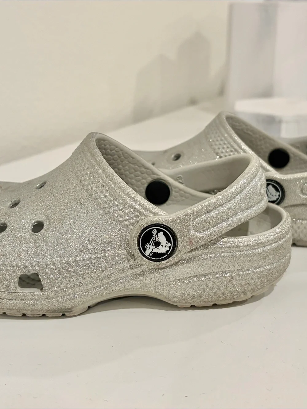 Girls toddler 9 Silver Glitter CROCS